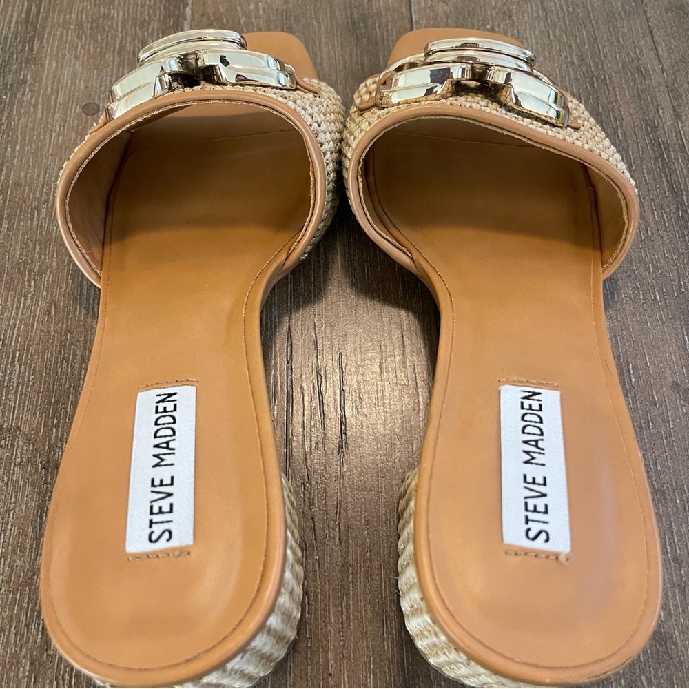 Steve Madden Tan & Natural Woven Block Heel Sandals with Gold Chain - Picture 8 of 9